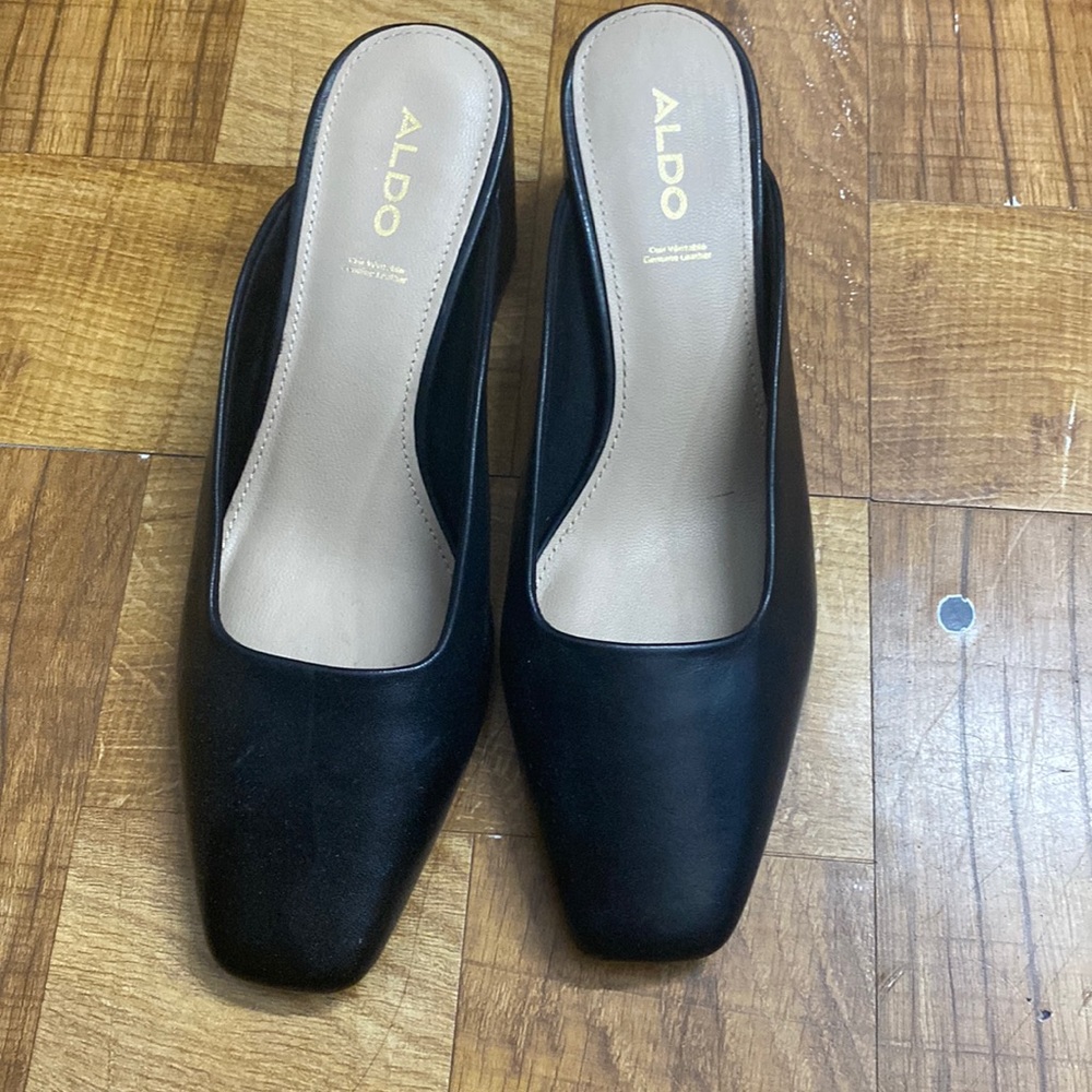 Women used shoes